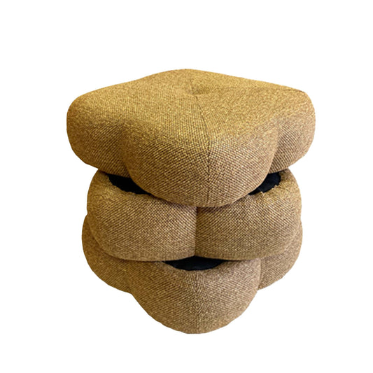 回転スツール イエローの3段セパレートクッション、快適で省スペースのデザイン。