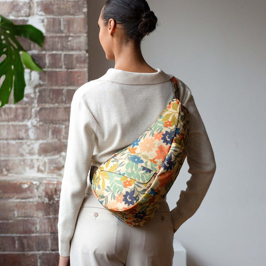 ヘルシーバックバッグ S プリント フローラ1 着用イメージ