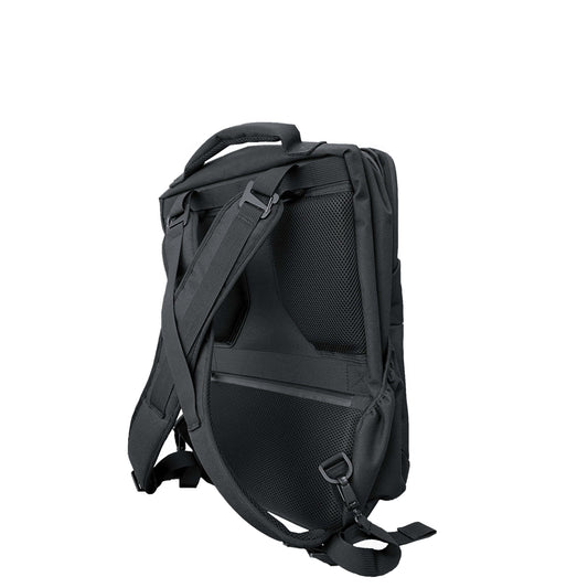 フィックスパック スクエア FIXPAC SQUAREのクロスストラップと背面デザインのバックパック画像