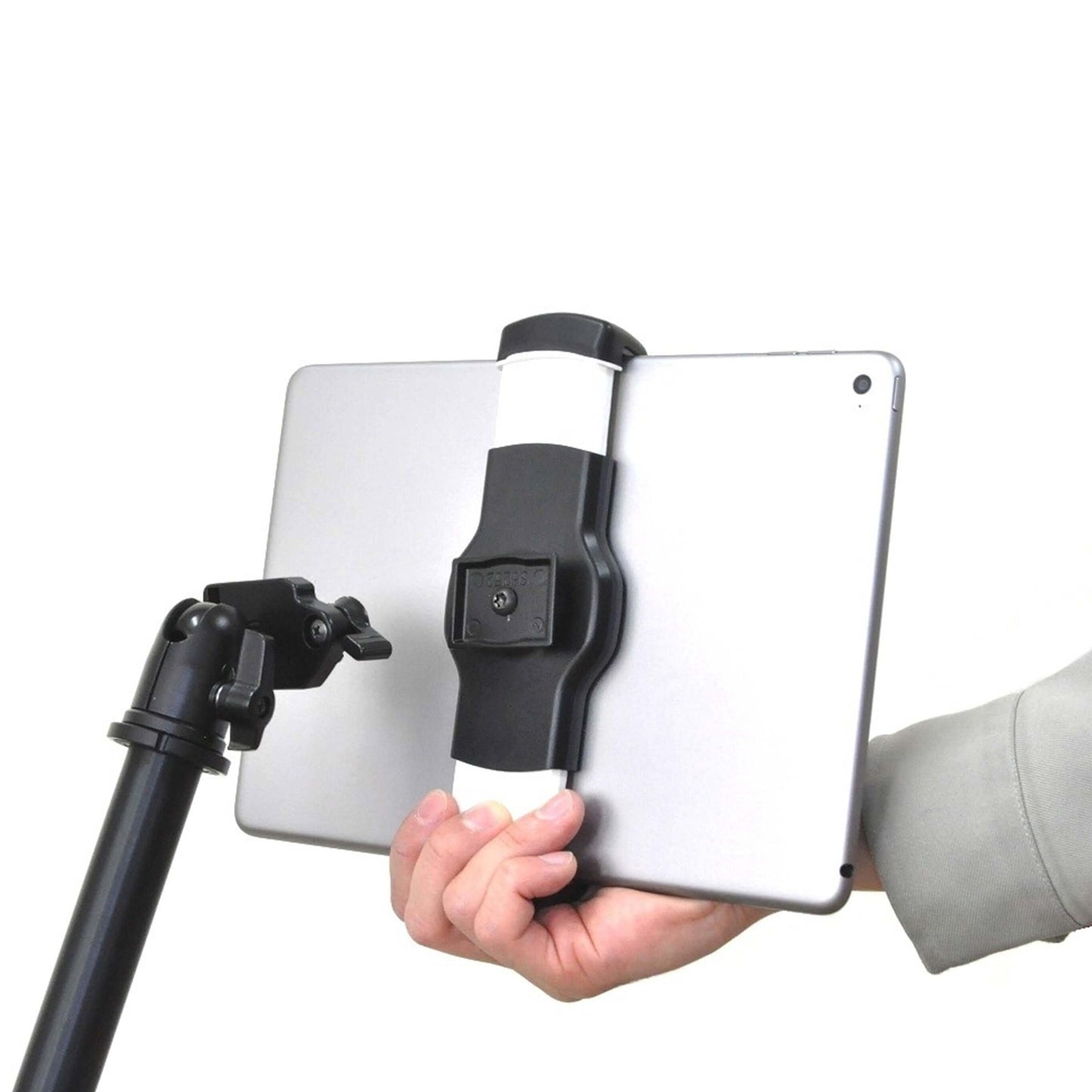 プラティークⅡ、タブレット装着のままホルダーごと取り外した画像