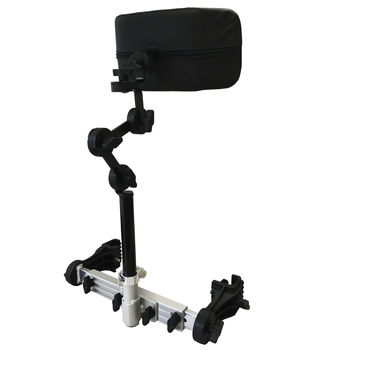 工具を使わずに装着できる軽量なイージーヘッド、重量はわずか1.95kg